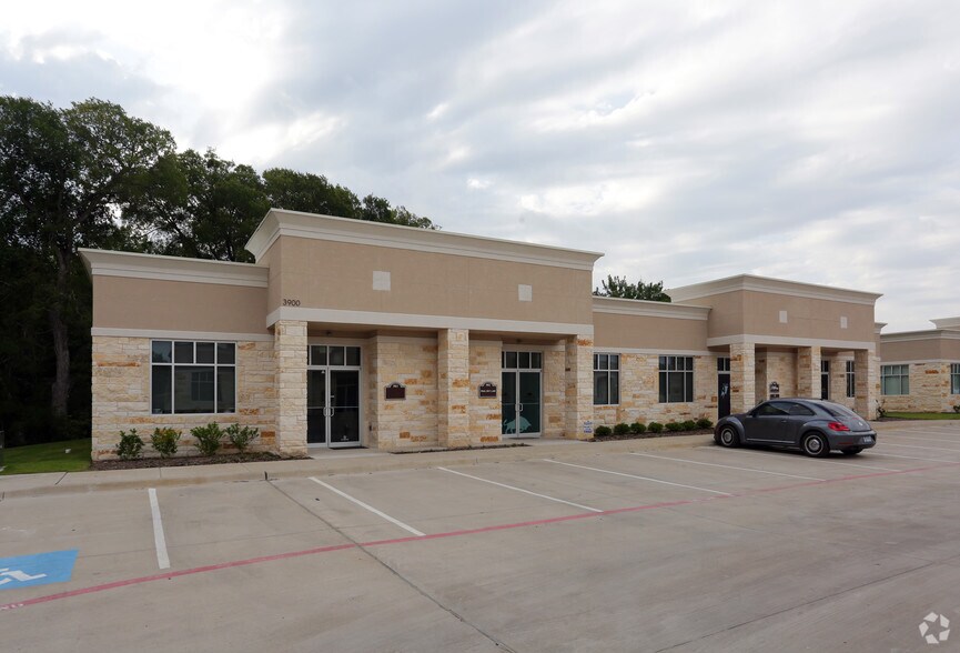 More Photos Of 3900 S Stonebridge Dr, McKinney Office For Lease