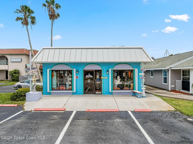 Primary Photo Of 405 Ocean Ave, Melbourne Beach General Retail For Sale