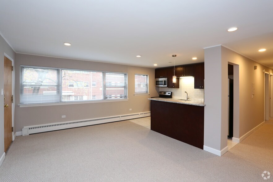 More Photos Of 501-551 W Euclid Ave, Arlington Heights Apartments For Sale