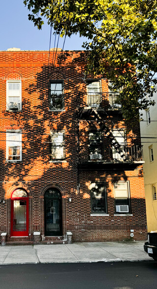 Primary Photo Of 4327 57th St, Woodside Multifamily For Sale