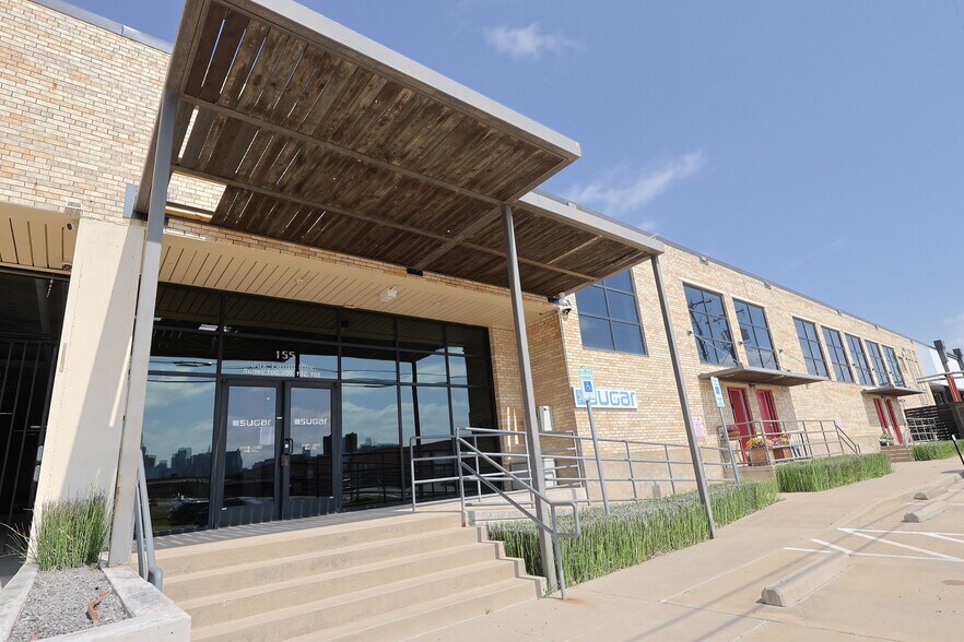 Primary Photo Of 155 Oak Lawn Ave, Dallas Loft Creative Space For Lease