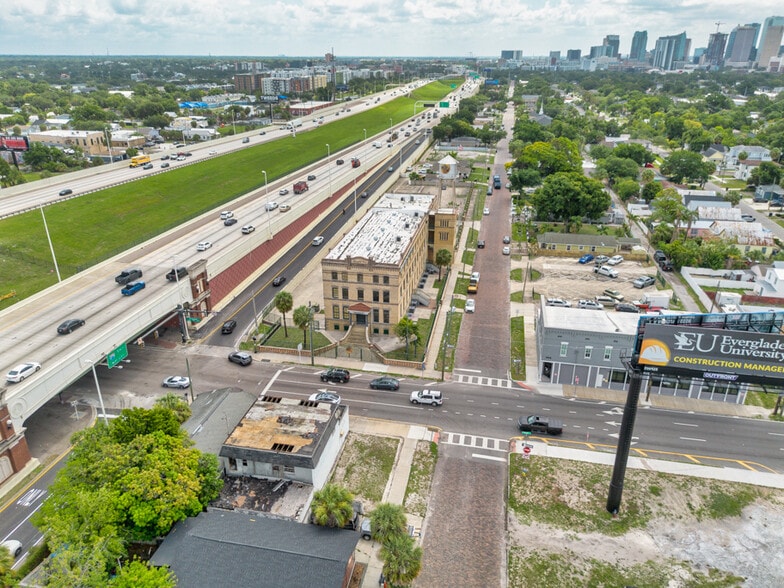 More Photos Of 1406 N Howard Ave, Tampa Office For Sale