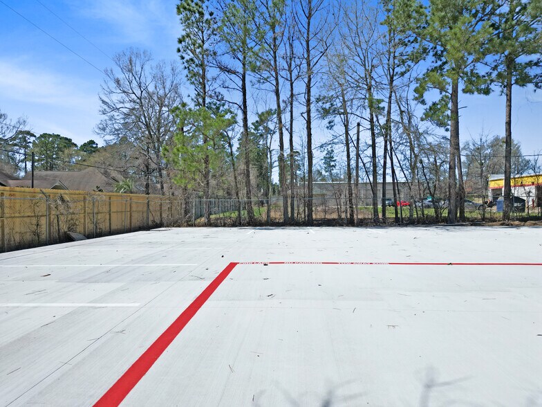 More Photos Of 7407 Fm-1488, Magnolia Medical For Lease