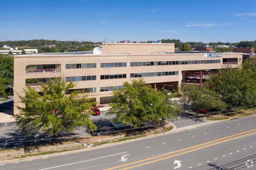 More Photos Of 11240 Waples Mill Rd, Fairfax Office For Lease