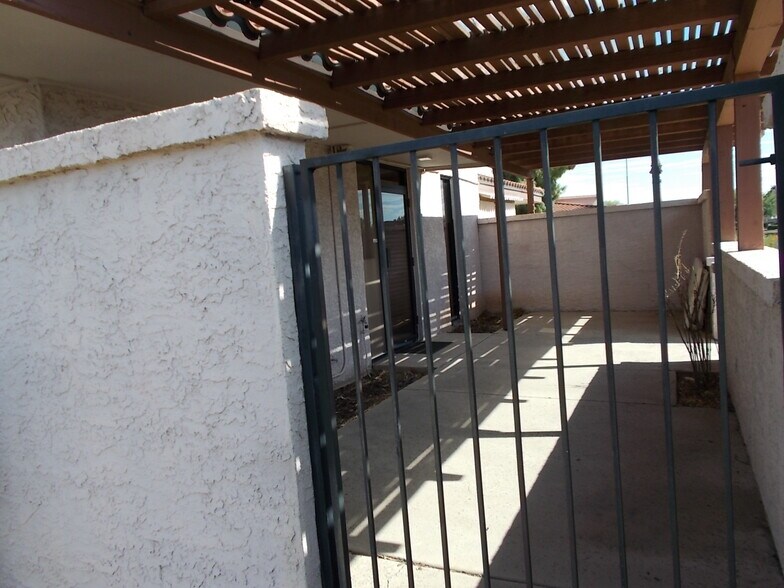 More Photos Of 2058 S Dobson Rd, Mesa Office For Lease