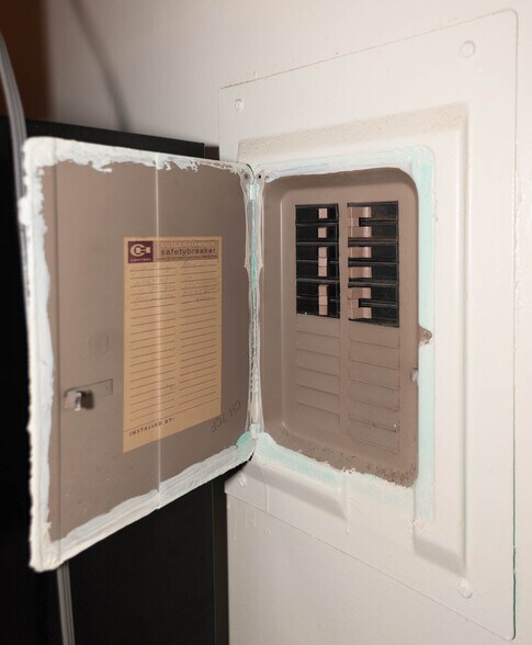 More Photos Of 50 W Biddle St, Baltimore Apartments For Sale