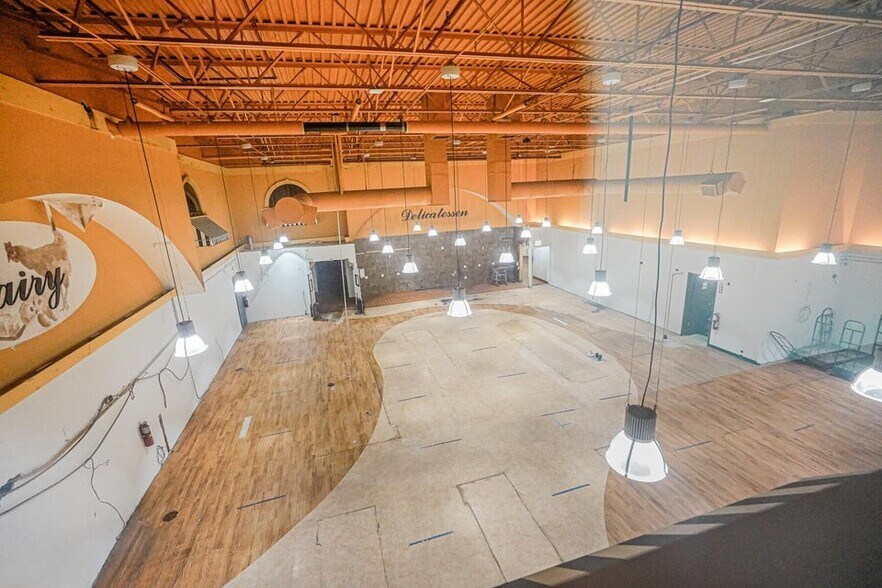 More Photos Of 2200 Arthur Kill Rd, Staten Island Distribution For Lease