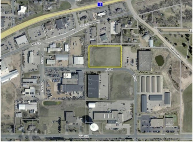 More Photos Of 80 8th St, Waconia Warehouse For Lease
