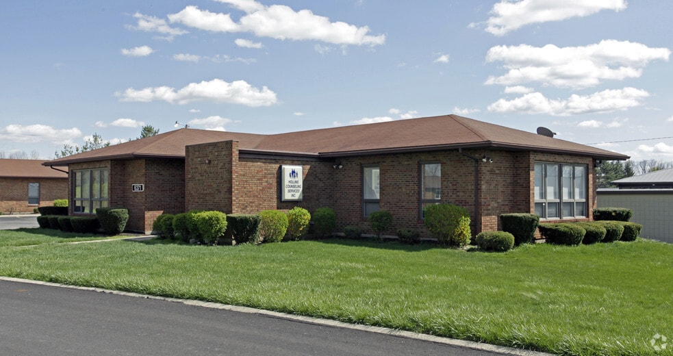 Primary Photo Of 6371 Kittyhawk Dr, Huber Heights Medical For Lease
