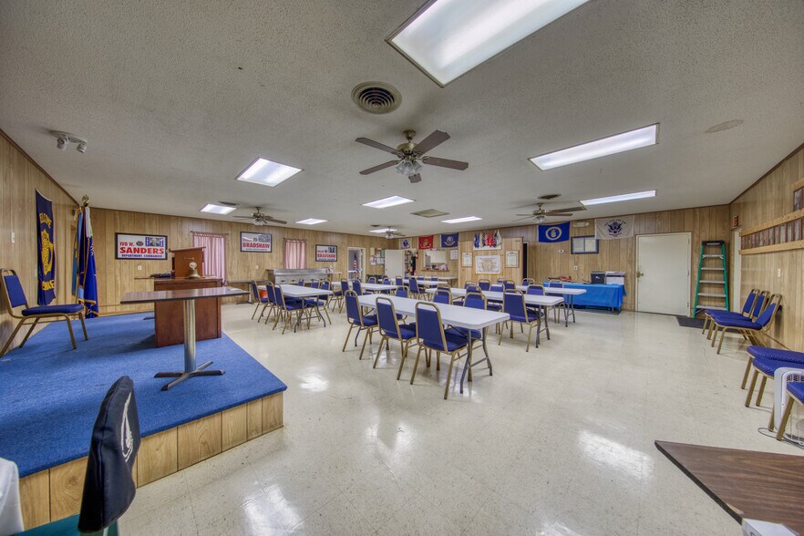 More Photos Of 10769 W Lee Hwy, Loudon Loft Creative Space For Sale