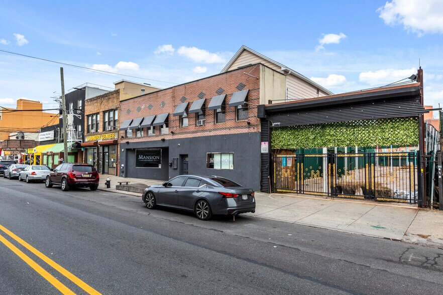 Primary Photo Of 4611 Broadway, Astoria Storefront Retail Residential For Lease