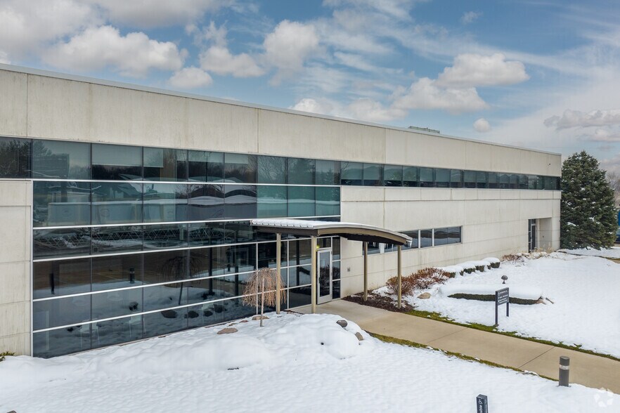 Primary Photo Of 5271 Plainfield Ave NE, Grand Rapids Office For Sale