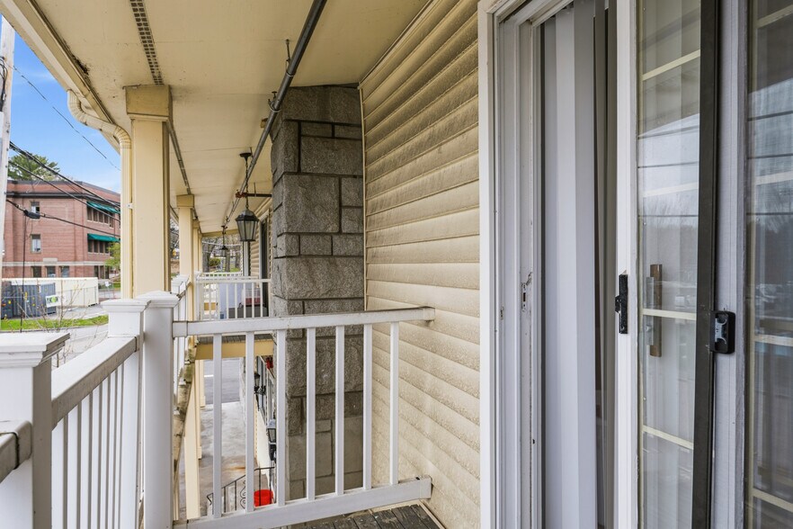 More Photos Of 47 Chelmsford St, Chelmsford Storefront Retail Residential For Sale