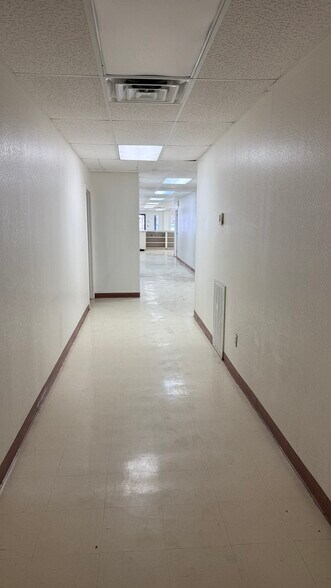 More Photos Of 1718 S 28th Ave, Edinburg Warehouse For Lease