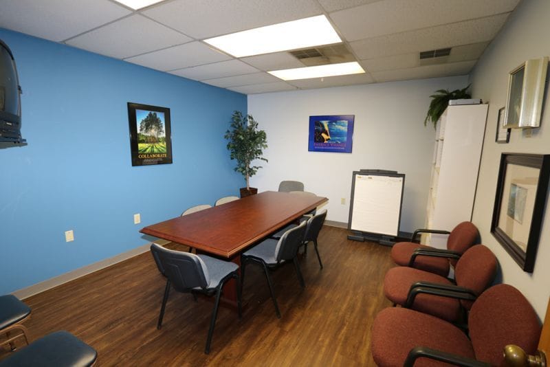More Photos Of 1136 Grove Rd, Greenville Showroom For Sale