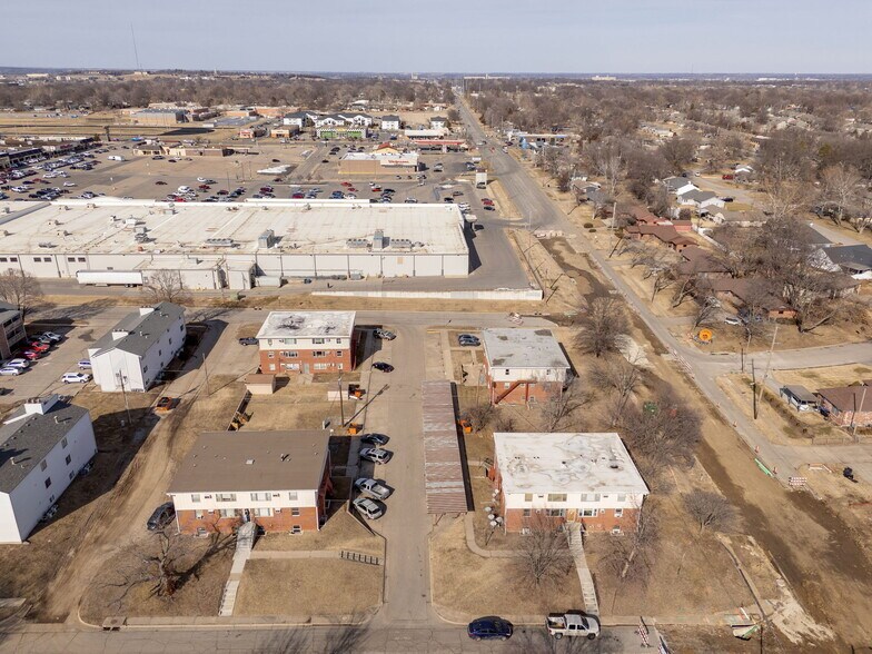Primary Photo Of , Topeka Multifamily For Sale