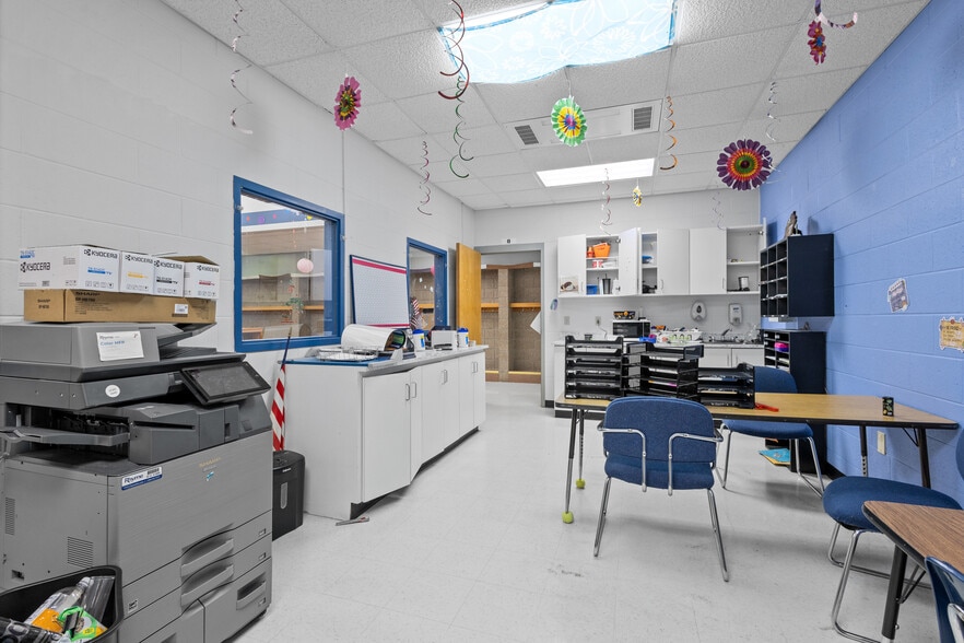 More Photos Of 414 S Church St, Endeavor Schools For Sale