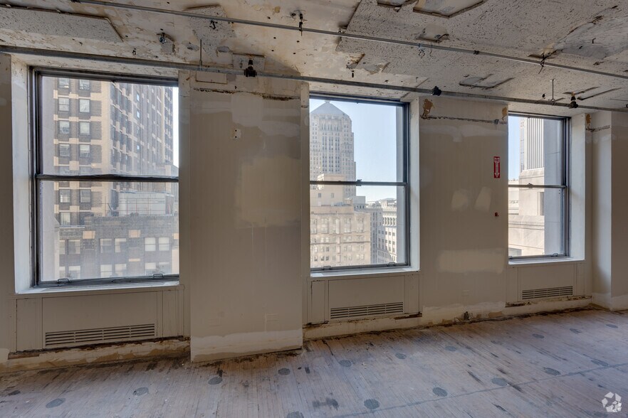 Photo of 24th Floor Ste 2435