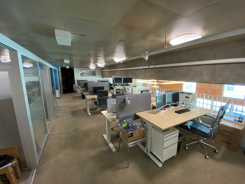 More Photos Of 1738 Berkeley St, Santa Monica Coworking Space
