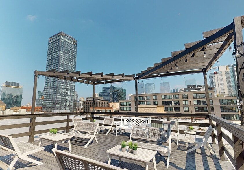 More Photos Of 954 W Washington Blvd, Chicago Office For Lease
