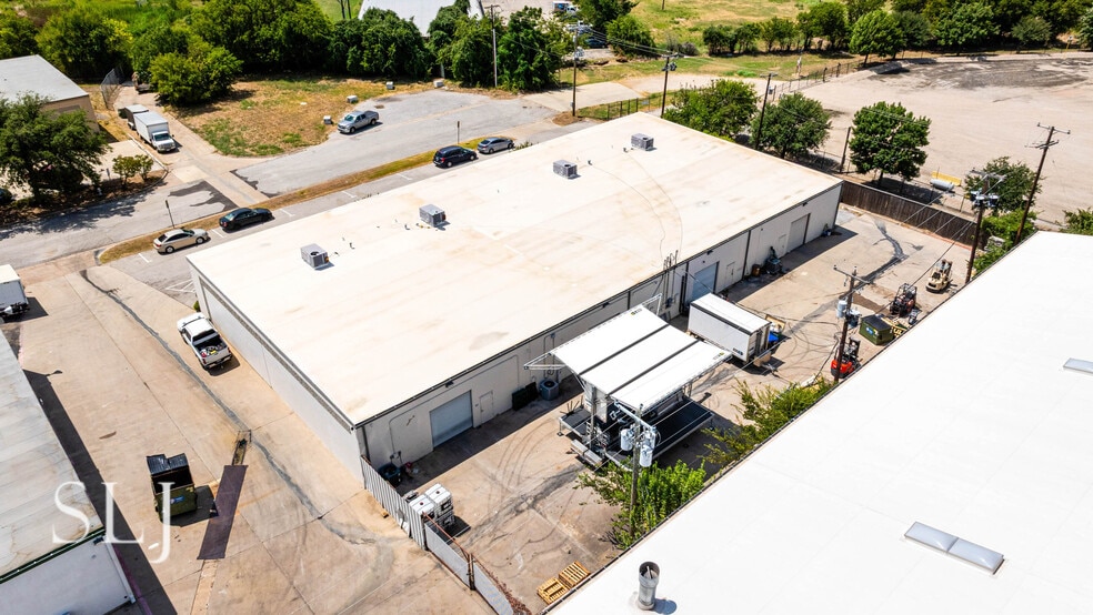 More Photos Of 3007 Pleasant Valley Ln, Arlington Warehouse For Sale