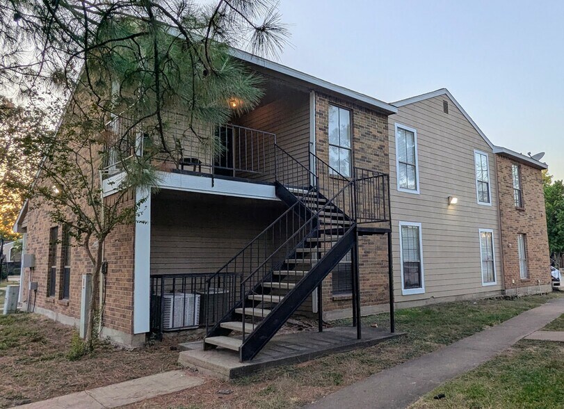 More Photos Of , Houston Multifamily For Sale