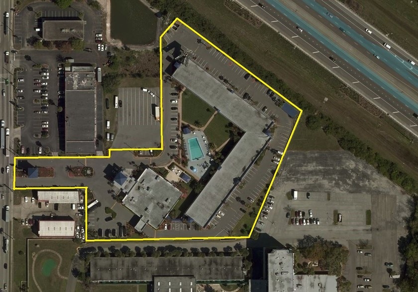 More Photos Of 9301 S Orange Blossom Trl, Orlando Hotel For Sale