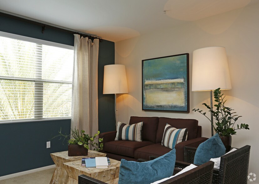 More Photos Of 700 S Myrtle Ave, Monrovia Apartments For Lease