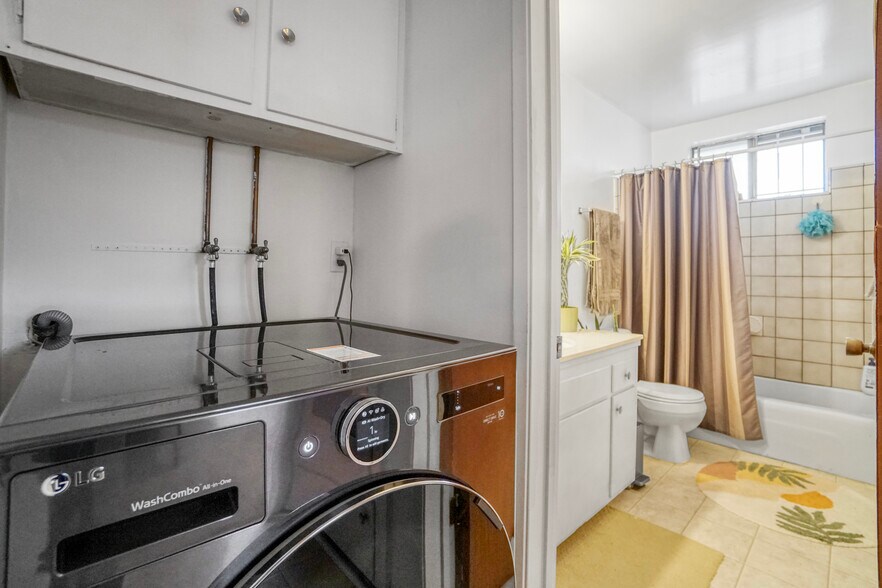 More Photos Of 2714 New Jersey St, Los Angeles Multifamily For Sale