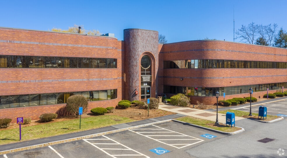More Photos Of 20 Pondmeadow Dr, Reading Medical For Sale