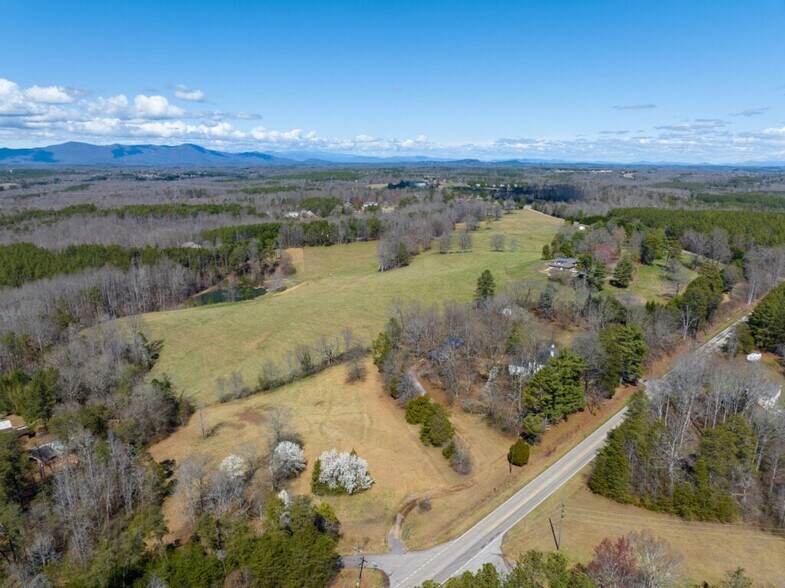 More Photos Of 10654 South Carolina 11, Campobello Lodge Meeting Hall For Sale