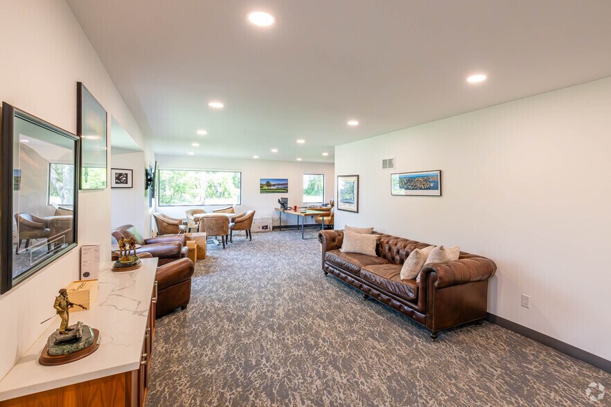 More Photos Of 682 US-202, Bridgewater Office For Sale