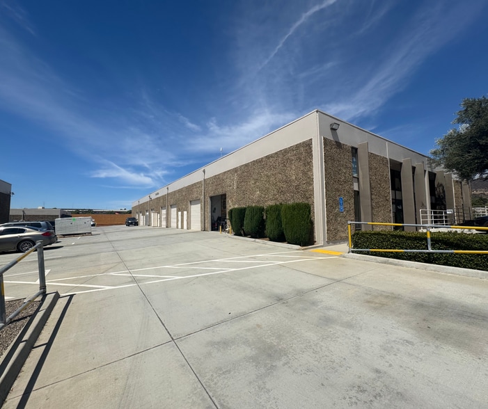 More Photos Of 8400 N Magnolia Ave, Santee Warehouse For Lease