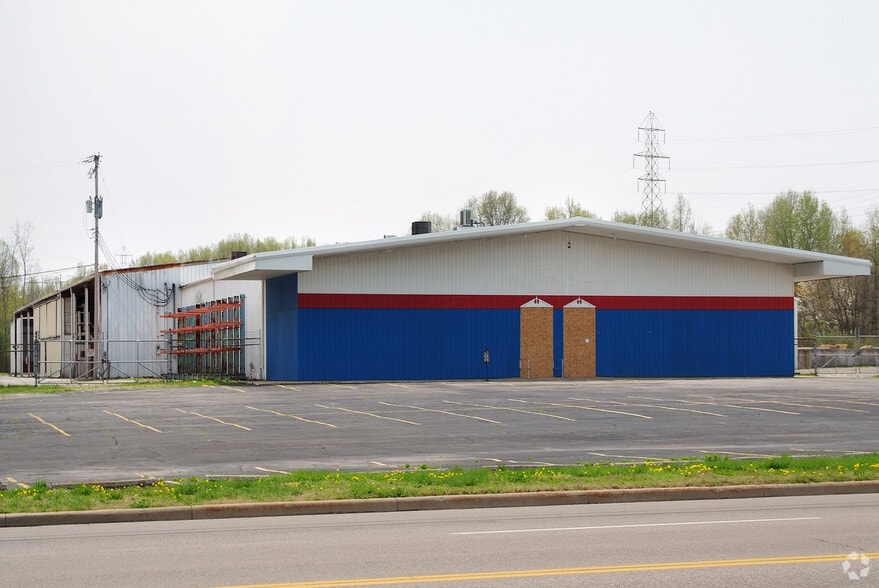 More Photos Of 41855 N Ridge Rd, Elyria Warehouse For Sale