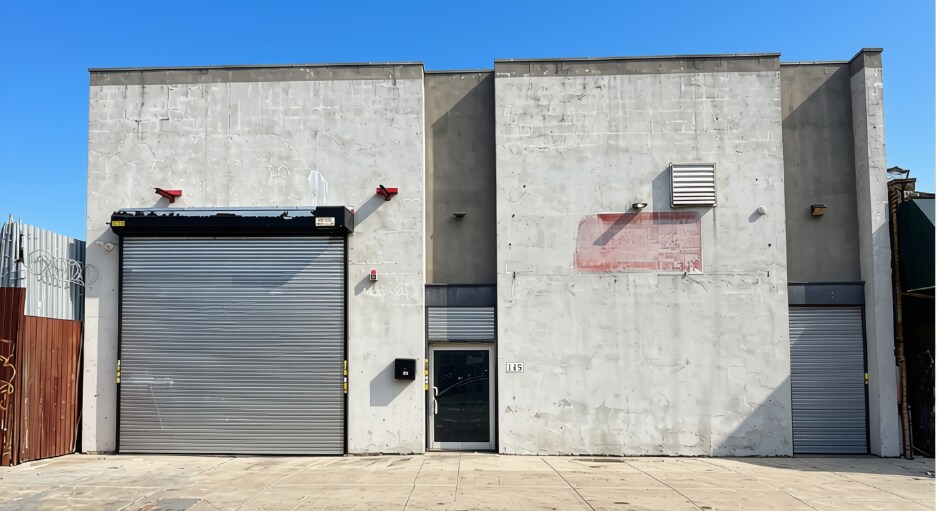More Photos Of 145 Snediker Ave, Brooklyn Warehouse For Lease