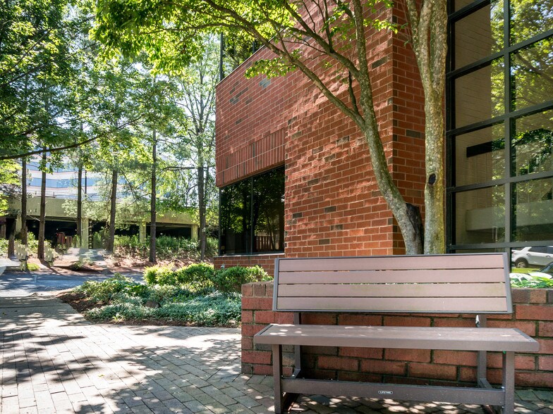 More Photos Of 12040 S Lakes Dr, Reston Office For Lease