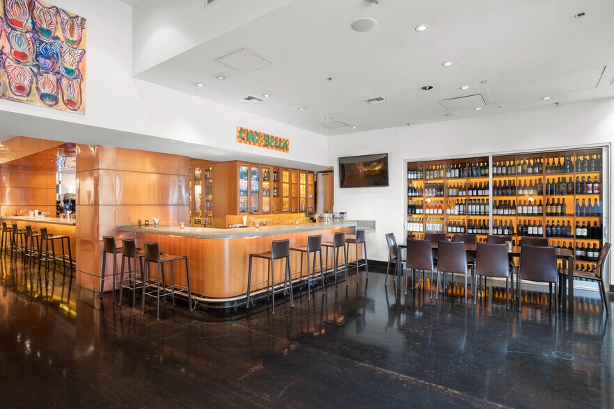 More Photos Of 11400 W Olympic Blvd, Los Angeles Office For Sale