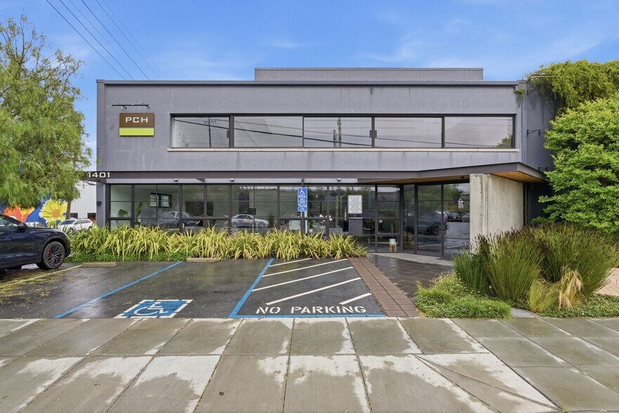 More Photos Of 1401 Old County Rd, San Carlos Manufacturing For Sale