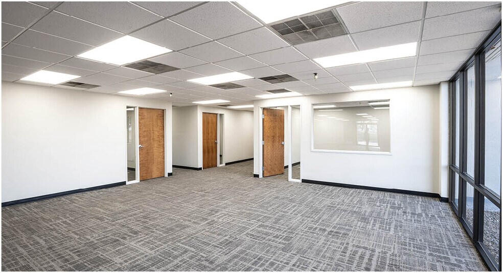 More Photos Of 2727 W Grovers Ave, Phoenix Warehouse For Sale