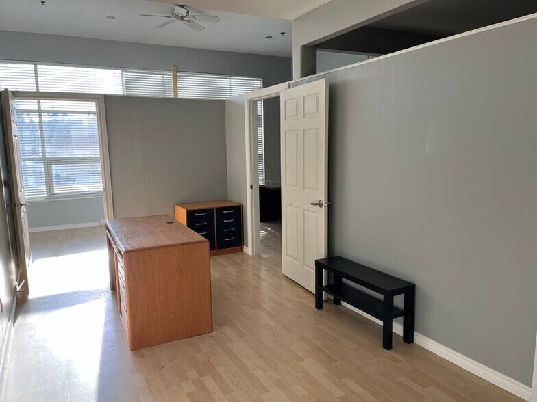 More Photos Of 2071 Kingsway Ave, Port Coquitlam Light Distribution For Lease