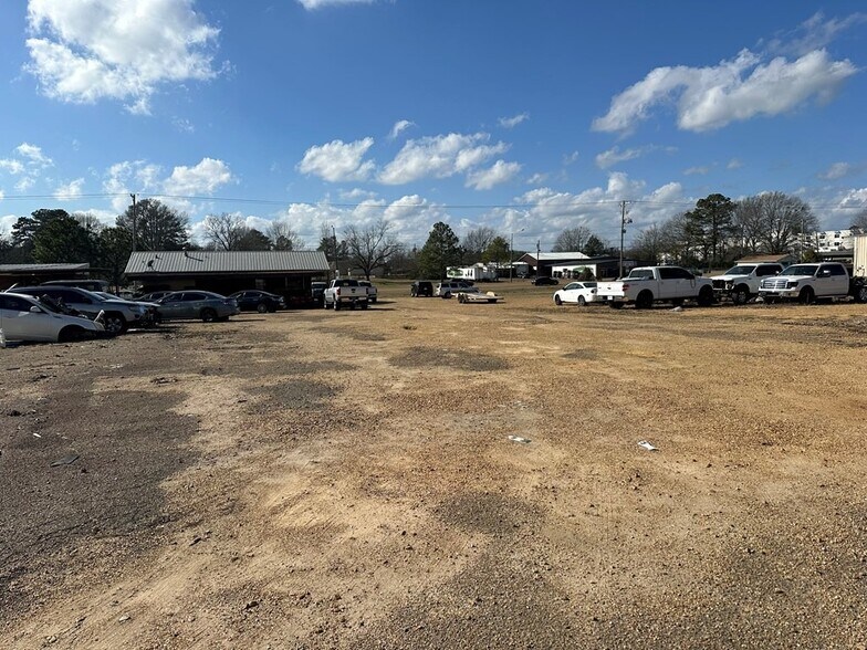 More Photos Of 410 Highway 51, Brookhaven Auto Dealership For Sale