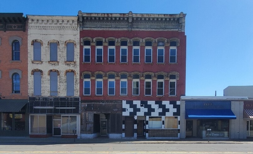 More Photos Of 112-114 Lake St, Elmira Storefront Retail Residential For Lease