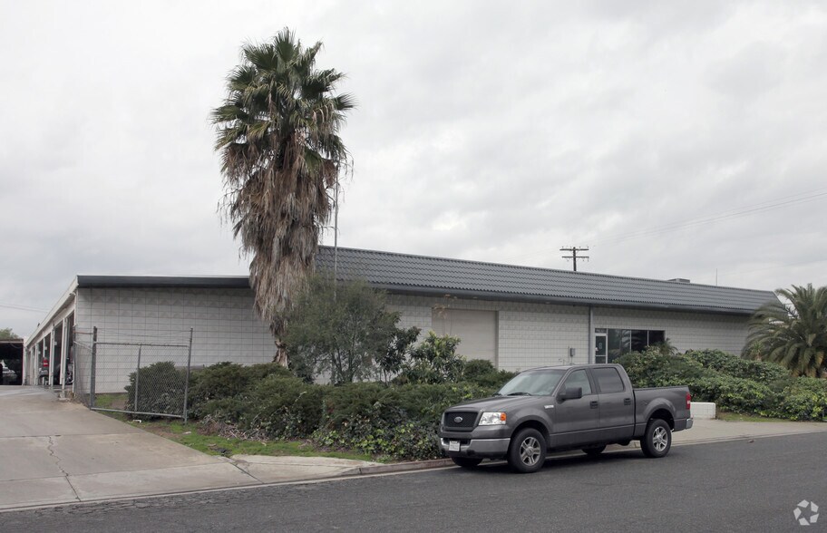 Primary Photo Of 5825 Ordway St, Riverside Warehouse For Sale