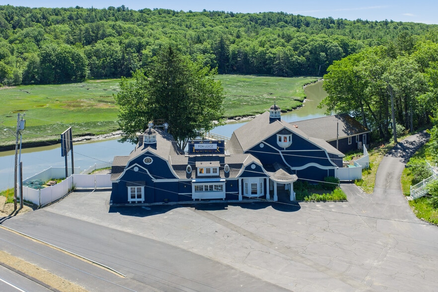 Primary Photo Of 1335 US ROUTE 1, Yarmouth Restaurant For Sale