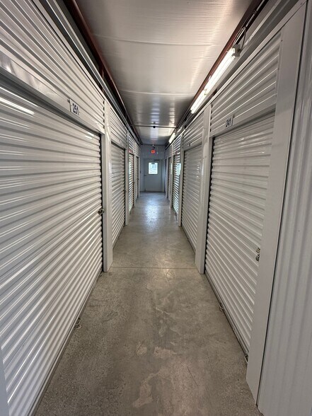 More Photos Of 2348 & 2352 Georgetown NW Rd, Cleveland Self Storage For Sale