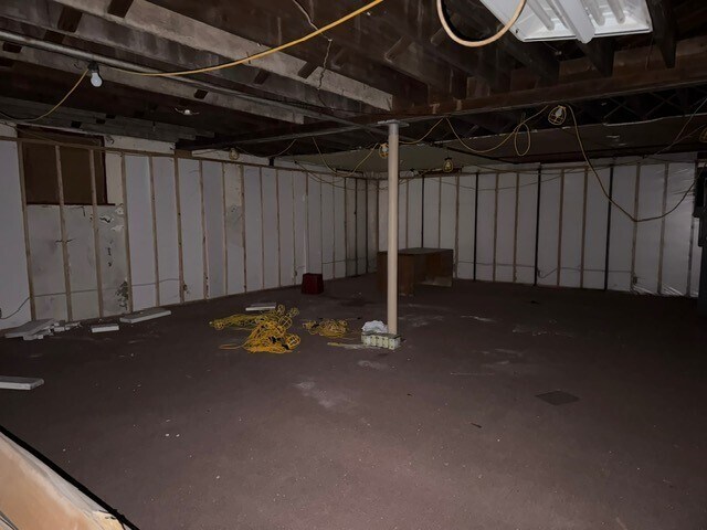 More Photos Of 337 Church St, Algoma Flex For Sale