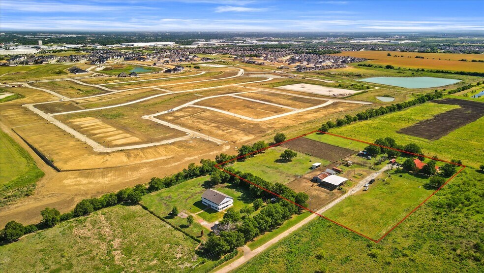 More Photos Of 2507 Howell Dr, Venus Land For Sale