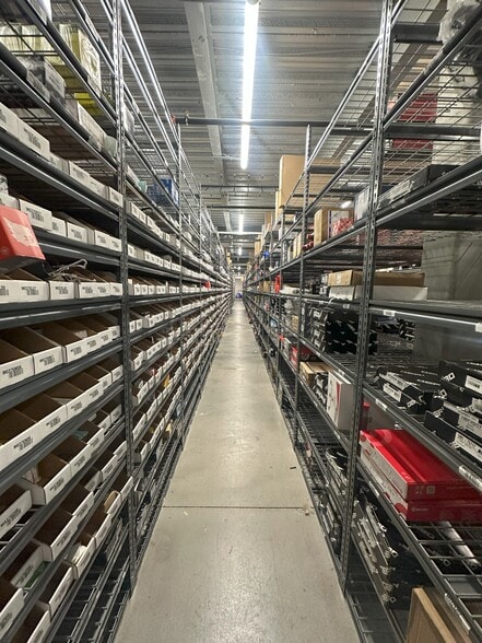 More Photos Of 9 Industrial Rd, Milford Office For Sale