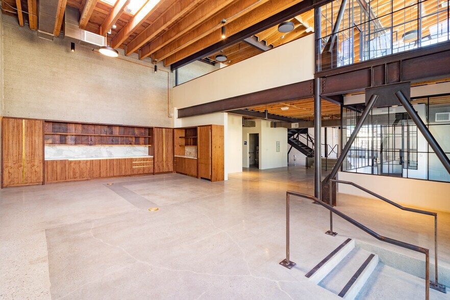 More Photos Of 2352 Ripple St, Los Angeles Office For Sale