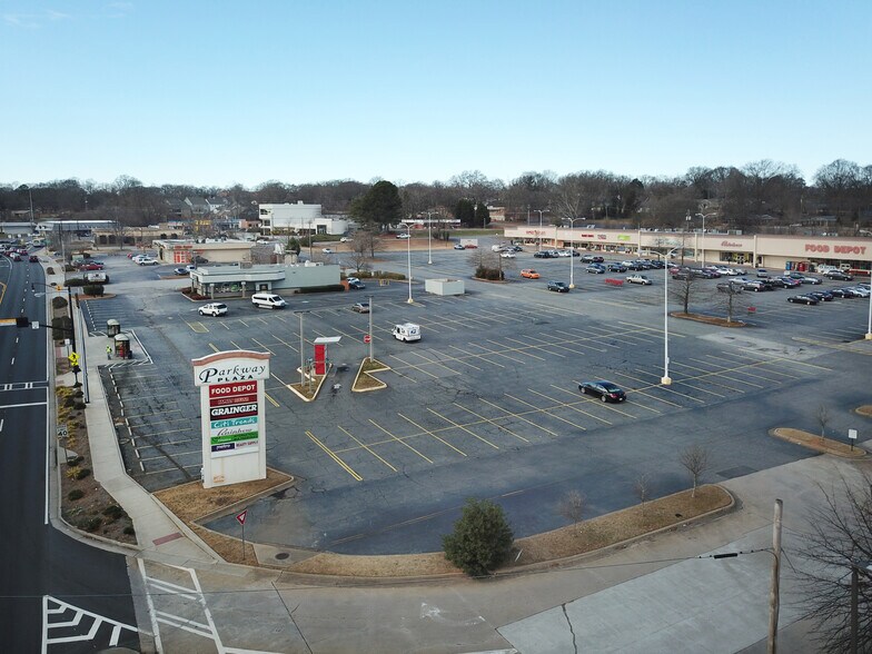 More Photos Of 621 S Marietta Pky, Marietta Unknown For Lease